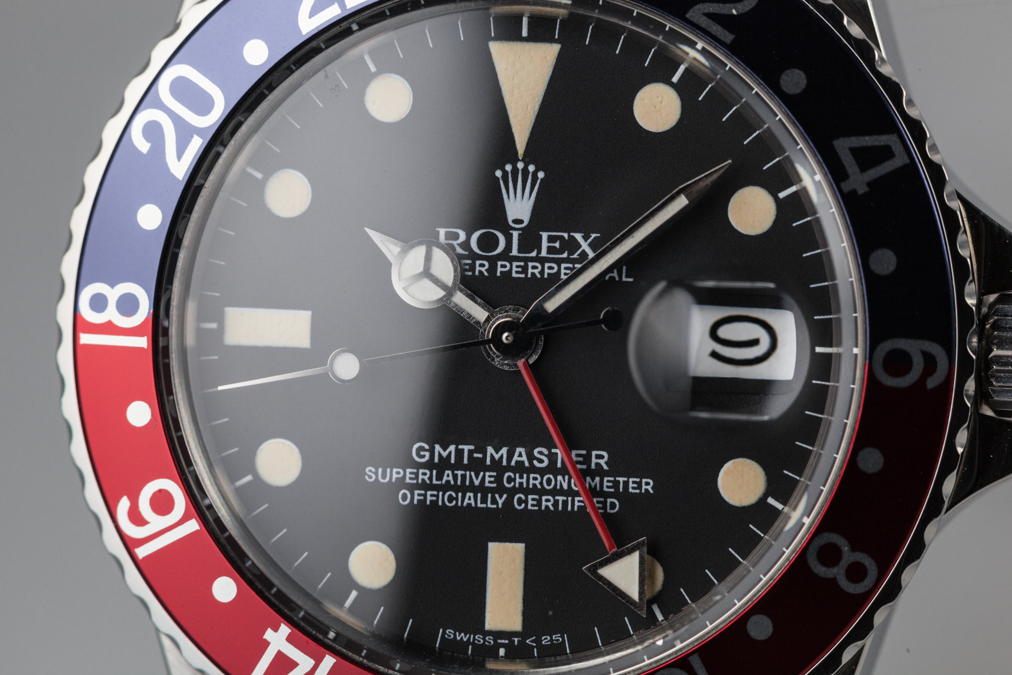 16750 matte dial